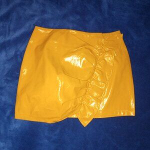 MUSTARD!!! color mini skirt